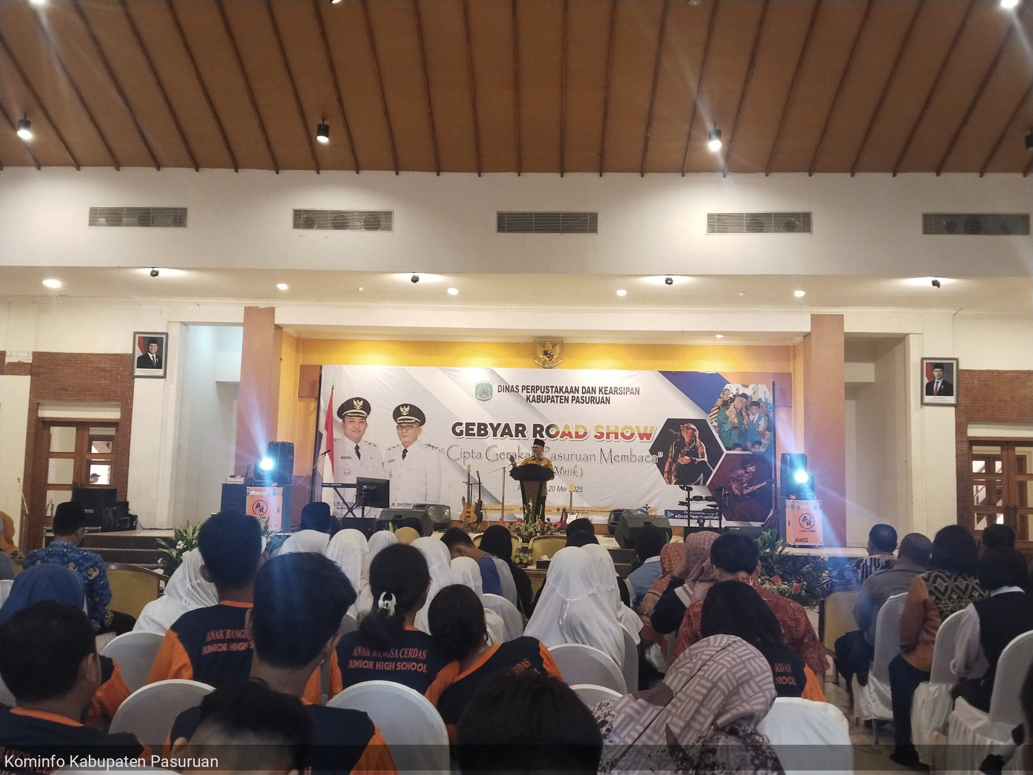 Perdana, Wakil Bupati Pasuruan Shobih Asrori Apresiasi Pagelaran Klinik Literasi Musik di Kabupaten Pasuruan